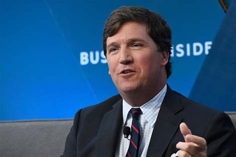 Protesters Gather at Fox News Host Tucker Carlson's Home Chanting 'We ...