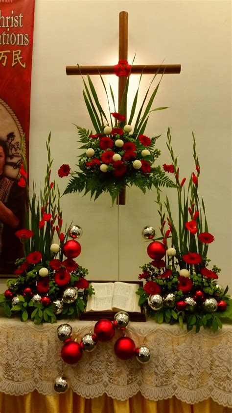 christmas flower arrangements for church - Say It One More Microblog ...