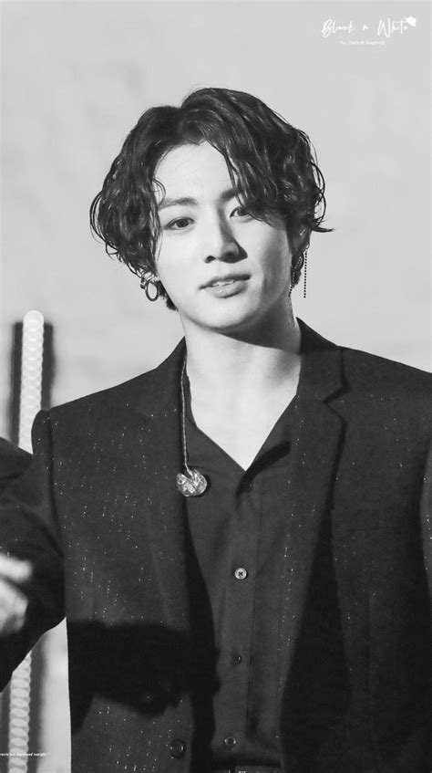 Jungkook Black And White Wallpapers - Wallpaper Cave