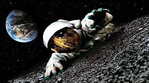 Astronaut On Moon Wallpapers - Top Free Astronaut On Moon Backgrounds - WallpaperAccess