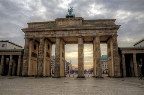 berlin Brandenburg Gate sunrise | mariusz kluzniak | Flickr