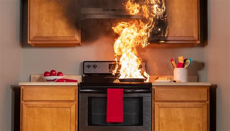 The Main Holiday Cooking Ingredient? Safety! | State Farm