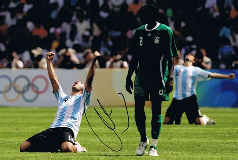 Signed Javier Mascherano Argentina Photo - Its Signed Memorabilia