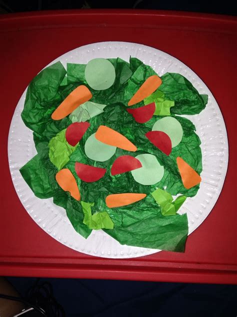 Preschool Veggie Salad Craft | Preschool crafts, Toddler crafts, Daycare crafts