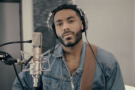 Tony Evans Jr. Premieres Acoustic Version of 'Need Somebody'