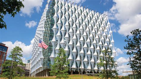 U.S. Embassy in London honored for efficient design - Fabric ...