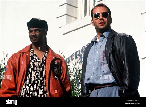 DAMON WAYANS & BRUCE WILLIS THE LAST BOY SCOUT (1991 Stock Photo, Royalty Free Image: 31041256 ...