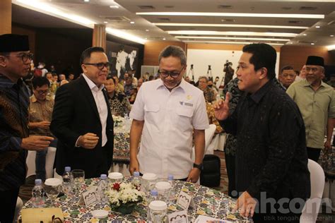 Foto: Zulkifli Hasan Rilis Buku Satu Tahun Menteri Perdagangan