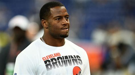 “Henry Could Never”: NFL Twitter Goes Wild on Cleveland Browns Star RB Nick Chubb Squatting 610 ...