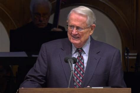 Charles Swindoll Sermons: A World of Wisdom Online