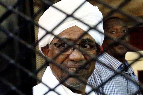 Sudan says will ‘hand over’ al-Bashir to ICC for war crimes trial | Omar al-Bashir News | Al Jazeera