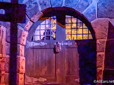 17 Details in Disney's Pirates of the Caribbean Ride That You Won't See Unless You Look Closely ...