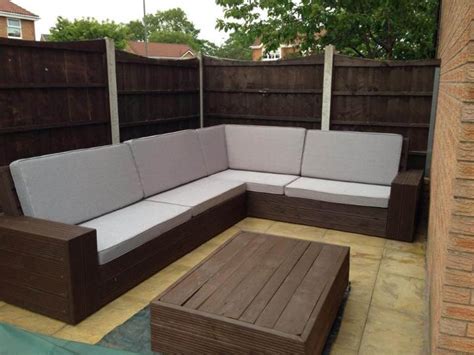 DIY Pallet Sectional Sofa for Patio - Self-Installed 8-10 Seater - Easy Pallet Ideas