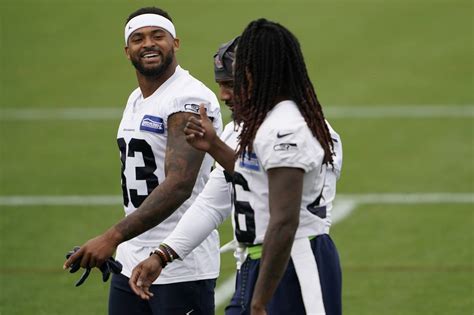 SEAHAWKS: Seattle sets final 53-man roster | Peninsula Daily News