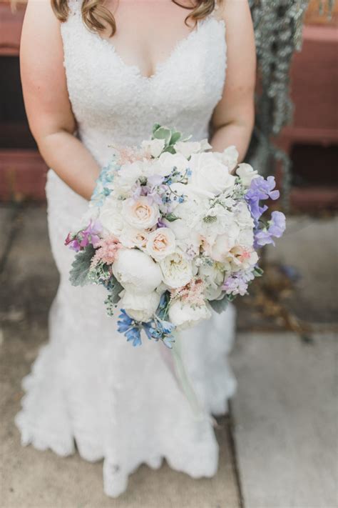 Bridal Bouquet Round up from 2017 Real Weddings