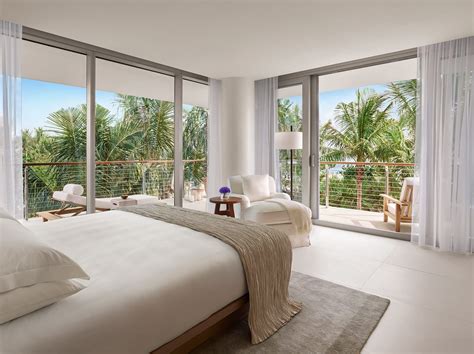 The Miami Beach EDITION | Sophisticated & Modern Suites Miami Beach