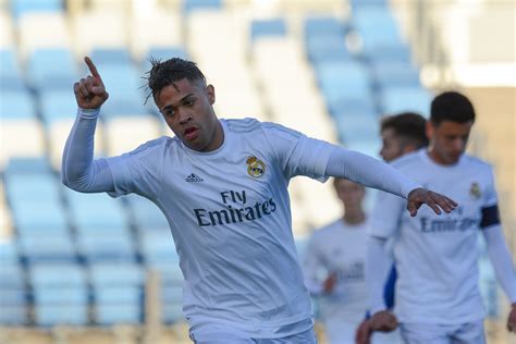 Mariano Diaz Makes Rare US Appearance on Real Madrid Tour