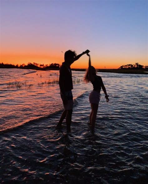 𝚎𝚖𝚖𝚊𝚕𝚘𝚞𝚒𝚜𝚎𝚎𝚡𝚘 | Summer couple pictures, Couple beach pictures, Summer ...