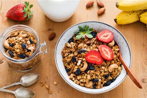 Healthy Granola And Fresh Fruits Stock Photo - Image of juicy, dessert: 20727186