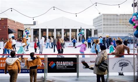 Rink At MarketStreet Lynnfield To Host 10th Annual Holiday Stroll