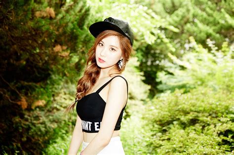 Girls’ Generation-TTS Holler concept photos – SNSD Pics