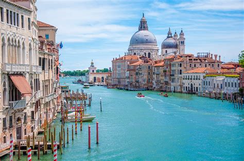 10 Cities of Venice and Veneto to Visit in Italy - Map & Travel Tips