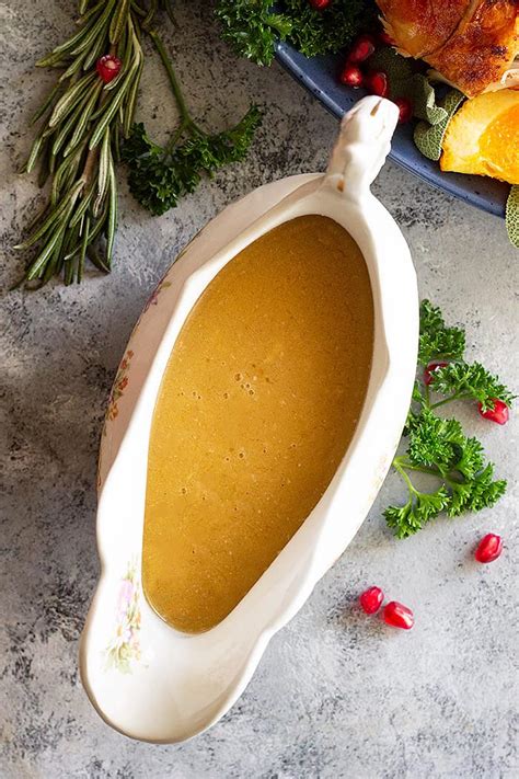 Homemade Turkey Gravy - Countryside Cravings