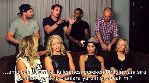 Arrow Cast Interview at Comic-Con 2015 - TVLine (TR Altyazılı) - YouTube