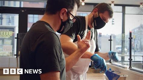 The pizza place with sign language on the menu - BBC News