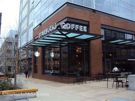 modern starbucks exterior - Google Search | Restaurant exterior design ...