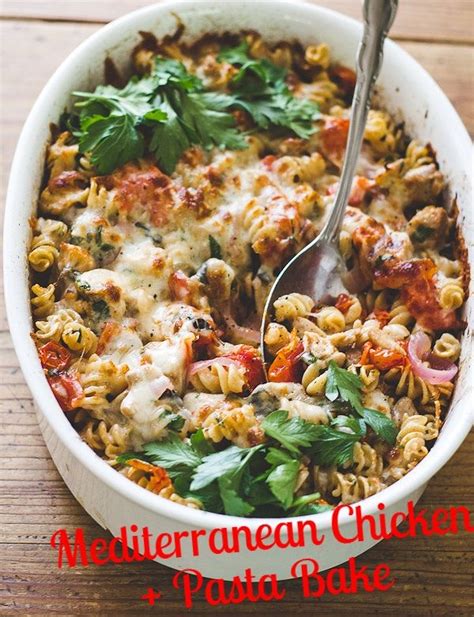 Mediterranean chicken + pasta bake