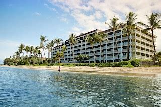 Lahaina Shores Beach Resort – CoralTree Hospitality