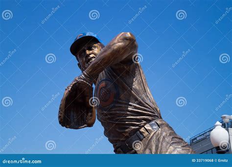 Ron Santo Statue editorial stock photo. Image of billy - 33719068