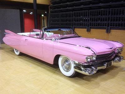 Pink Cadillac Convertible, would love to have this. Old Classic Cars, Classic Trucks, Bmw ...