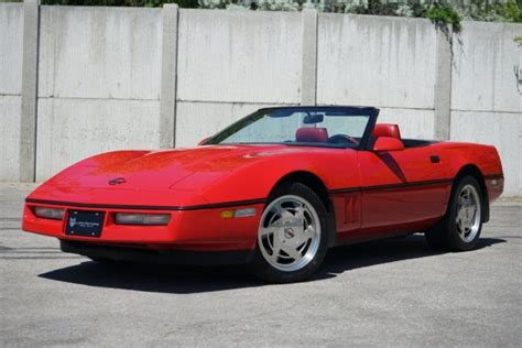 1989 Chevrolet Corvette Convertible - Lupo Motors