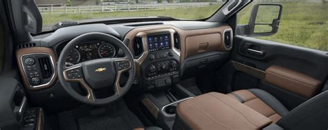 Chevy Silverado 2500 HD Interior Dimensions & Features | Sternberg ...