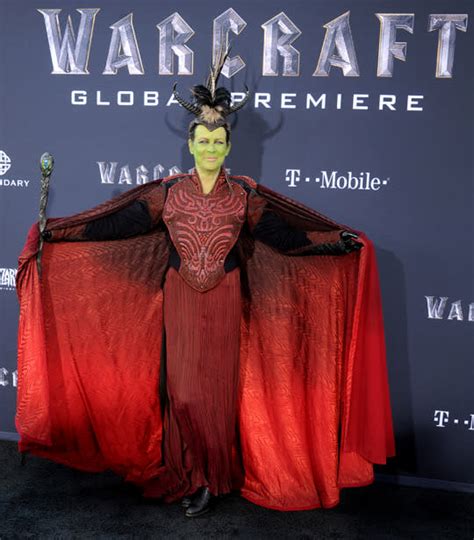 Jamie Lee Curtis Storms the ‘Warcraft’ Premiere in Full Cosplay Attire