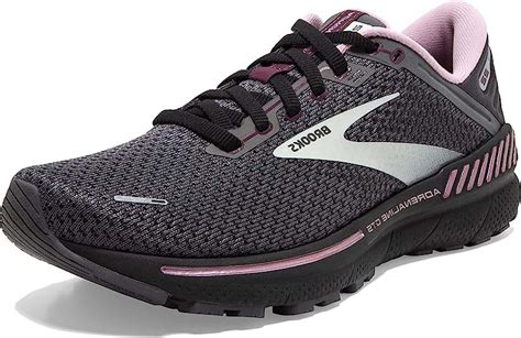 Best Running Shoes for Concrete Floors Reviews and Buyers Guide