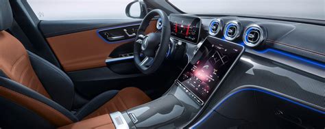 2022 Mercedes-Benz GLA Interior Features & Dimensions