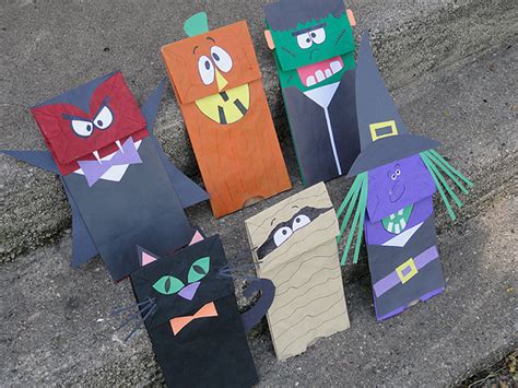 Halloween Paper Bag Puppets - Make and Takes