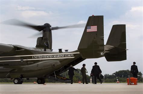 Presidential HMX-1 'Nighthawks' seek Marine pilots