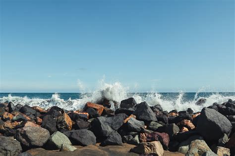 Rocks Breaker Stock Photo - Download Image Now - Backgrounds, Bay of ...