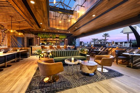 4 Best Rooftop Bars In Scottsdale (2024 Guide)