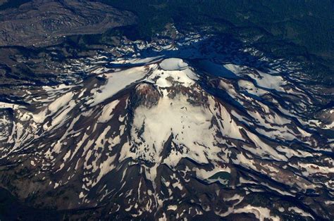 15 Amazing Volcanic Craters, Calderas & Crater Lakes of the World - Urban Ghosts Media