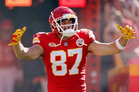 Travis Kelce Jersey Sales Spike 400% Following Taylor Swift Connection