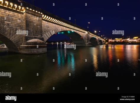 London Bridge at Lake Havasu at on a late summers night in Sept Stock Photo - Alamy