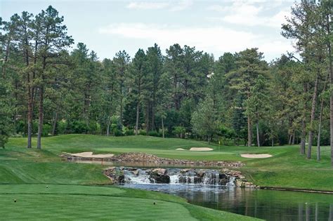 Castle Pines Golf Club (Castle Rock, Colorado) | GolfCourseGurus