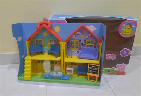 Peppa Pig Playhouse, Babies & Kids, Infant Playtime on Carousell