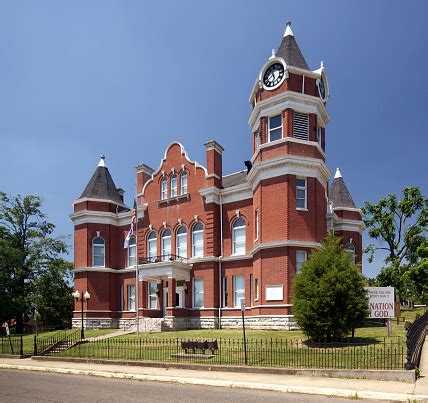 Fulton County Courthouse Stock Photo - Download Image Now - iStock