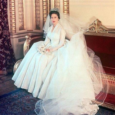 Princess Margaret... wedding dress goals | Royal wedding gowns ...